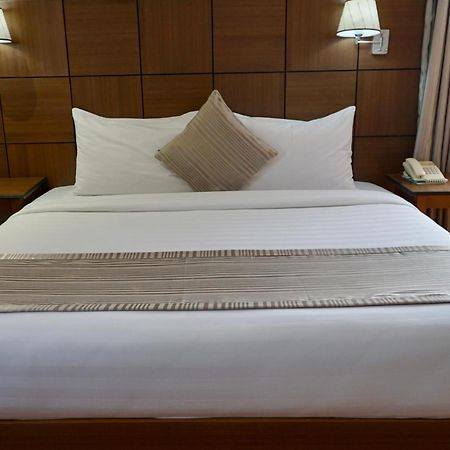 The Pinnacle Hotel And Suites Davao Zewnętrze zdjęcie