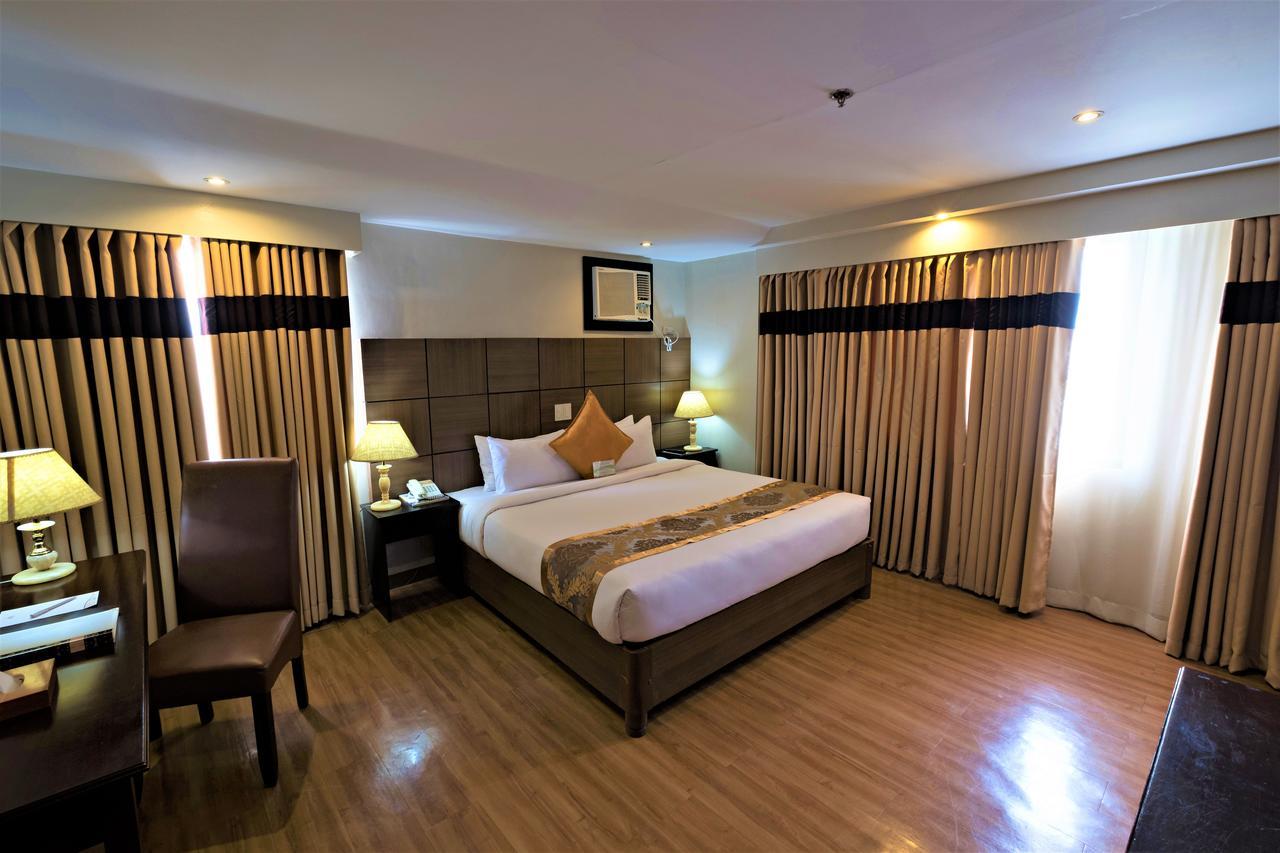 The Pinnacle Hotel And Suites Davao Zewnętrze zdjęcie