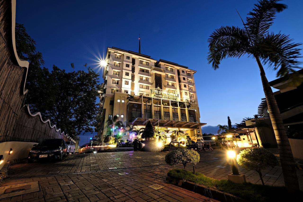 The Pinnacle Hotel And Suites Davao Zewnętrze zdjęcie