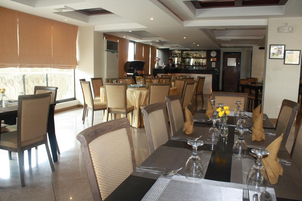 The Pinnacle Hotel And Suites Davao Zewnętrze zdjęcie