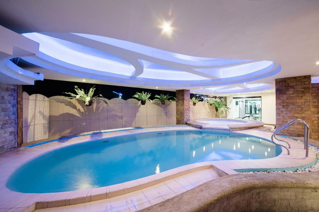 The Pinnacle Hotel And Suites Davao Zewnętrze zdjęcie